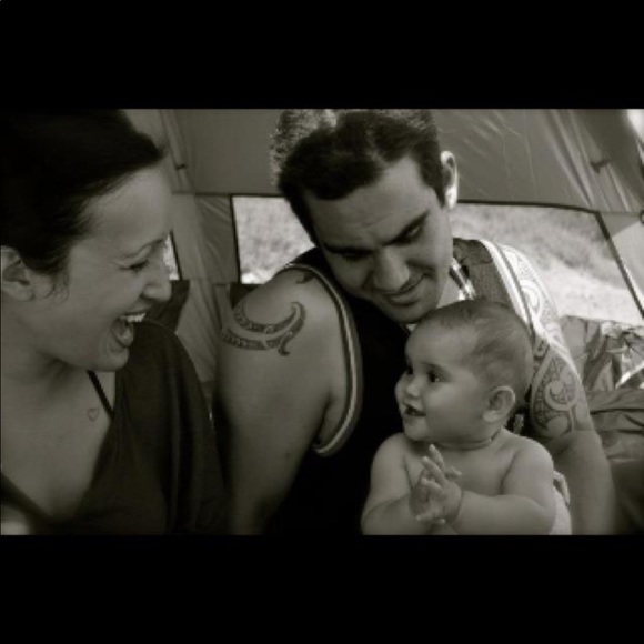 Meet your Posher, Tawnia ...... @meagirlfrommaui - Picture 3 of 4